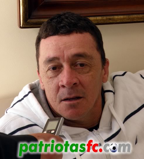 Carlos Mario Hoyos