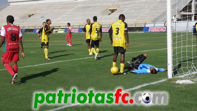 Alianza Petrolera vs Patriotas foto de archivo