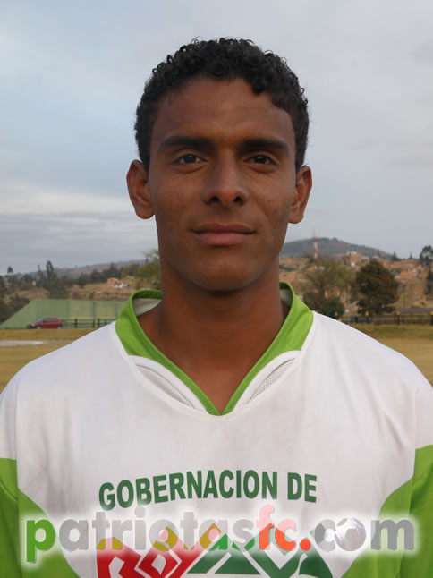 V&ntilde;ictor Mart&iacute;nez